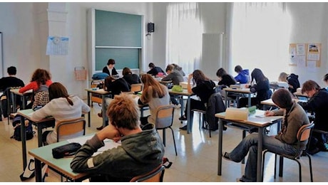 «Ponte lungo per Pasqua? La nostra scuola rimane aperta per il bene di studenti e famiglie. Ci sono genitori che lavorano»