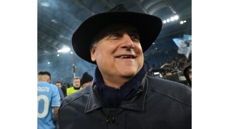 Lotito vince sempre. A giugno i tifosi cantavano Signore, portalo via. Lui sta portando la Lazio in paradiso