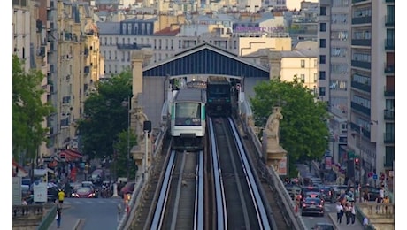 Olimpiadi 2024, caos a Parigi: Ferrovie, attacco per paralizzare la rete