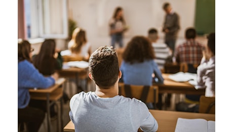 Suicida a 15 anni a Senigallia, tormentato dai bulli e dal brutto voto a scuola