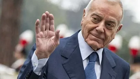 Gianni Letta compie 90 anni: il grande stratega dei potenti e cerimoniere per i Papi
