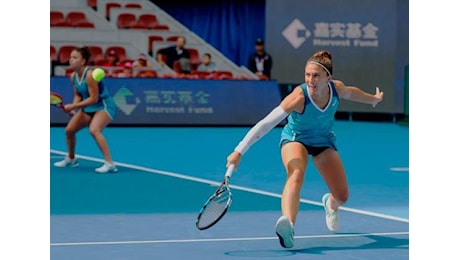 Sara Errani e Jasmine Paolini trionfano nel China Open: Hao-Chin Chan e Veronika Kudermetova sconfitte con un doppio 6-4