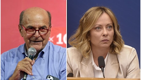 Pier Luigi Bersani contro Giorgia Meloni, stoccata su bollette e Soros: poi lo scontro con Italo Bocchino