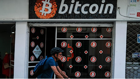 Bitcoin, obiettivo 100mila dollari. La Lega: stop alla tassa. Ecco chi sta guadagnando dal super-rally