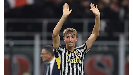 Dean Huijsen 'decide' il mercato della Juventus: all'orizzonte una sfida a tre, le ultime