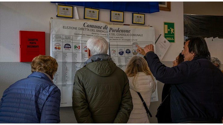 Elezioni, traditi dall'affluenza: vota una persona su due - Il Gazzettino