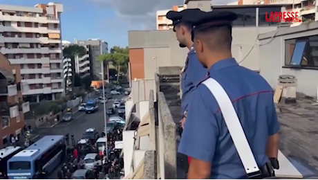 VIDEO Roma, sgomberato ex hotel Cinecittà