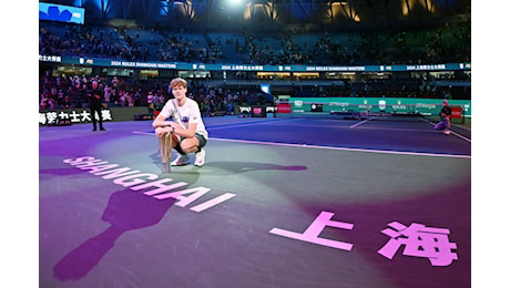 L’incredibile record di Sinner contro Djokovic (e altre statistiche di Jannik dopo il successo a Shanghai)