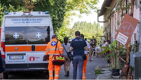 Ha sparato in bocca a un compagno di scuola sull'autobus, sedicenne finisce in carcere