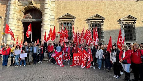 Docenti in piazza: adesione molto alta: No alla legge di bilancio