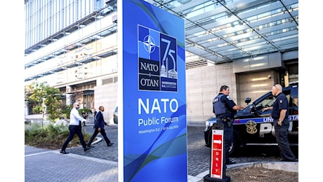 «Con il vertice NATO a Washington si è deciso di imboccare la strada della guerra»