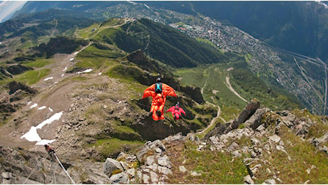 Lecco, non si apre vela tuta alare: muore base jumper 33enne