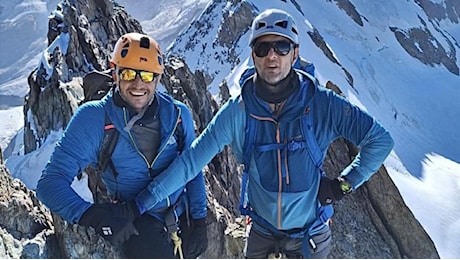 Alpinisti dispersi sul Gran Sasso, riprendono le ricerche: sorvolo in elicottero