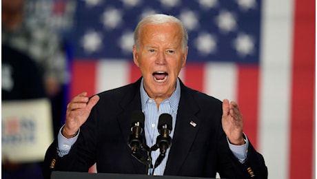 Biden, parla l'amico ed ex senatore: Si ritiri per il suo bene, ha un declino cognitivo che sta peggiorando