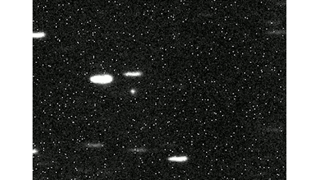 Scienza, avvistato oggetto alieno interstellare: forse una cometa