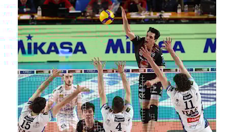 Trento è campione d’Italia, Civitanova espugnata al tie break Ma questa Lube merita applausi