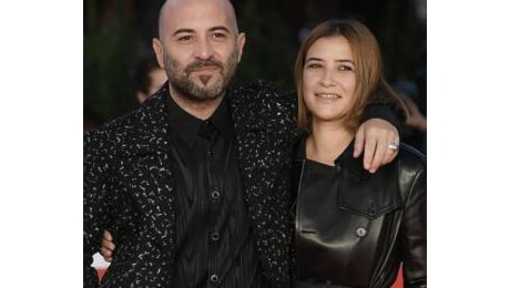 Giuliano Sangiorgi: 'Con Ilaria aspettiamo un bambino: sarà un maschio'