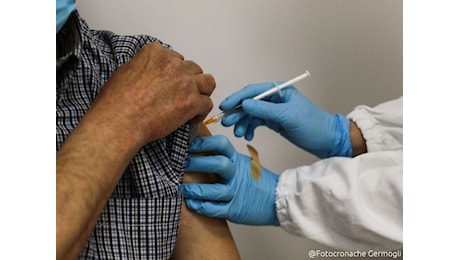 Influenza, Medici Firenze: 'Picco previsto per dicembre, ma vaccinatevi subito'