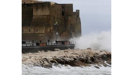 Pioggia e temporali in arrivo su Napoli e Campania: allerta meteo della Protezione civile