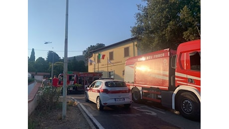 Prato, incendio al poligono di tiro di Galceti: due morti e un ferito