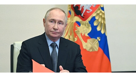 Putin minaccia il riavvio della produzione di armi nucleari a medio raggio
