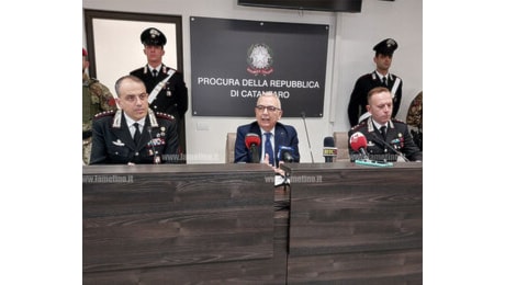 Operazione contro mafia e droga nel Lametino, Capomolla: 'Colpita cosca con monopolio di cocaina e marijuana, arrestati 2 carabinieri'