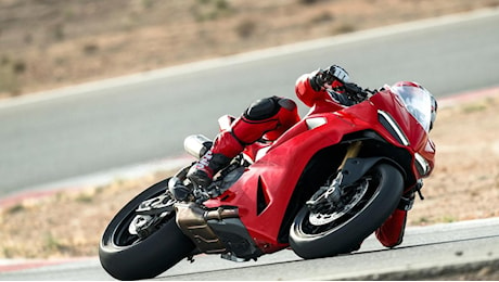 Panigale e Streetfighter più potenti e leggere: Ducati rilancia i V2