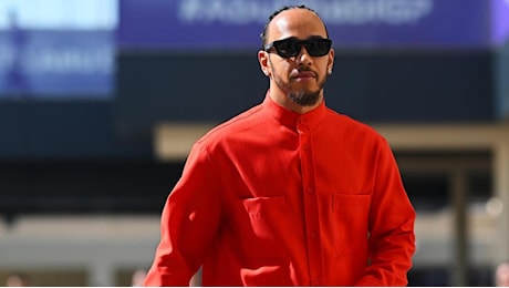 Hamilton sbarca sul pianeta Ferrari: 5 viaggi a Maranello, dove si sente già a casa