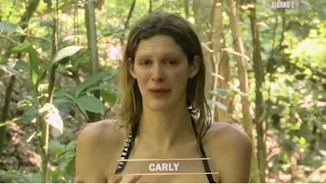 L'Isola dei Famosi 2025, Carly Tommasini crolla: “Non è il gruppo che speravo di trovare. Mi sento emarginata”