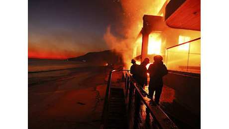 Inferno a Los Angeles, almeno 5 morti: Gli incendi più devastanti della storia