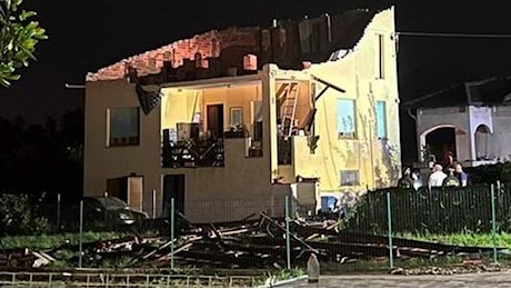 Emergenza maltempo in Canavese, casa sventrata a Busano, a Montanaro soccorsa famiglia bloccata in auto