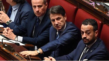 Se vince la linea Beppe me ne vado. Conte minaccia mentre prepara un partito che sembra l'Italia dei valori