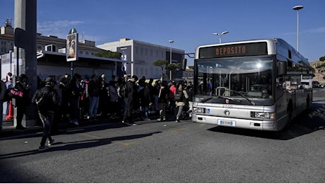 8 novembre, un venerdì nero per i trasporti in Toscana. Sciopero di bus e tramvia. Le corse garantite