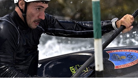 Giovanni De Gennaro, il carabiniere olimpionico: è medaglia d'oro nel kayak