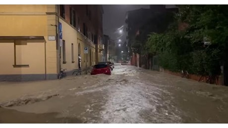 Un disperso dopo l'alluvione nel Bolognese