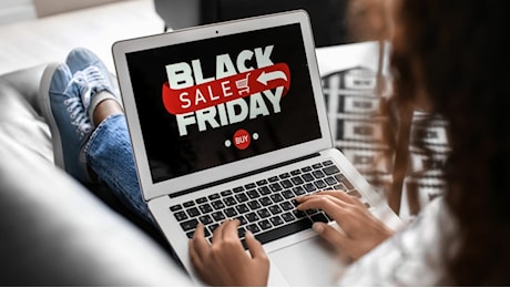 Black Friday 2024, arrivano i saldi prima del Natale: ecco quando