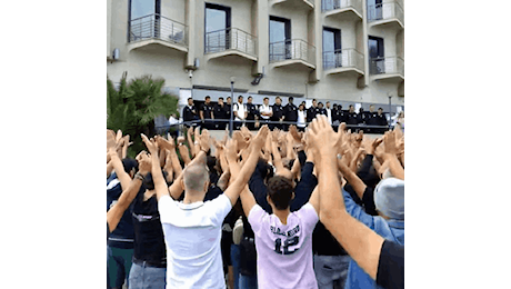 Palermo-Reggiana, Curva Nord: “Abbiamo un sogno e solo voi potete realizzarlo. Avanti così”