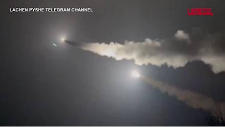 VIDEO Ucraina, il video del lancio di un missile statunitense ATACMS