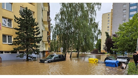 Maltempo, tempesta Boris: 6 vittime tra Polonia e Repubblica Ceca, treni in tilt in Austria, oltre 260mila case senza elettricità, città evacuata - VIDEO