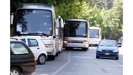 Roma, modificato sistema tariffario permessi bus turistici