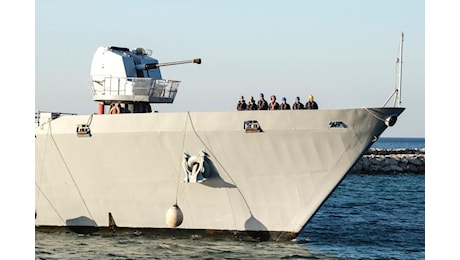 Migranti, la nave Libra operativa nel Mediterraneo. E le polemiche continuano