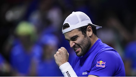 Berrettini batte Van de Zandschulp: l'Italia 1-0 contro l'Olanda, Sinner in campo per conquistare la Coppa Davis 2024