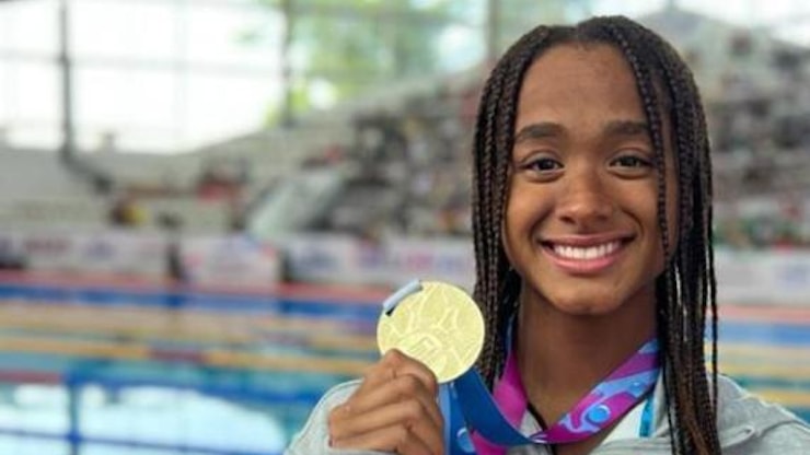 Sara Curtis e il record strappato a Federica Pellegrini. Chi è la nuova stella del nuoto: «Amo il rap e i gialli ma mi piace vivere nella mio bolla. Il sogno? Los Angeles» - Corriere Torino Sara Curtis e il record strappato a Federica Pellegrini. Chi è la nuova stella del nuoto: «Amo il rap e i gialli ma mi piace vivere nella mio bolla. Il sogno? Los Angeles» - Corriere Torino