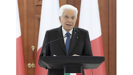 Plauso e riconoscenza. L'omaggio di Mattarella alle Forze armate