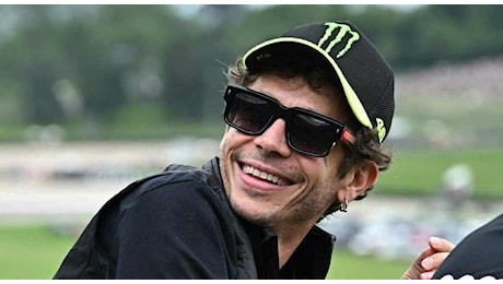 Valentino Rossi sbarca in tv, dalle due ruote al ruolo di co-conduttore (d’eccezione) al GialappaShow