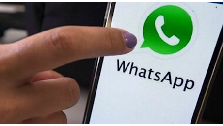 Whatsapp non funziona più dal 1 gennaio 2025: l'elenco completo dei modelli di smartphone da “buttare” e come salvare le chat