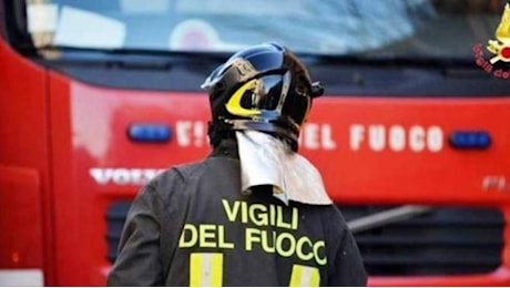 Incidente in viale Fulvio Testi, auto va sbattere violentemente contro il guardrail: muore una ragazza di 20 anni