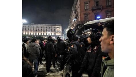 Capodanno a Milano, oltre 10 identificati per insulti all'Italia