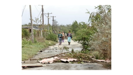 Torna l'elettricità a Cuba dopo il passaggio dell'uragano Rafael