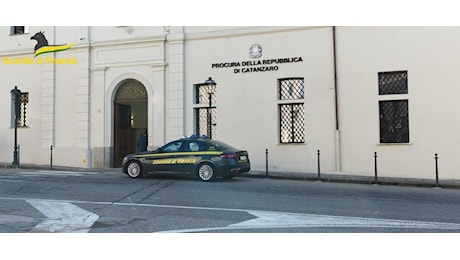Terremoto sulla sanità in Calabria: arrestati due imprenditori e un docente universitario